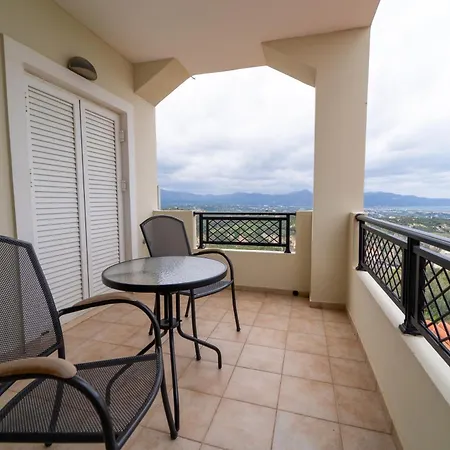 Apartament Relaxing Family Maisonette With Yard