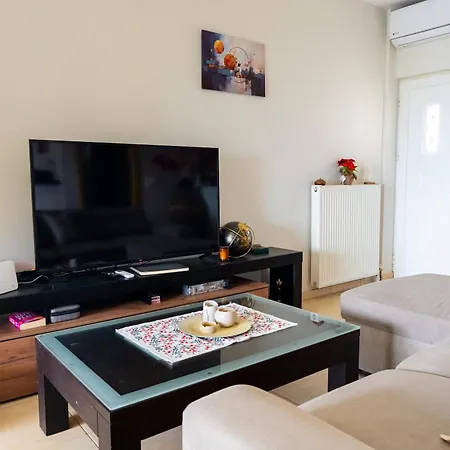 Apartament Relaxing Family Maisonette With Yard